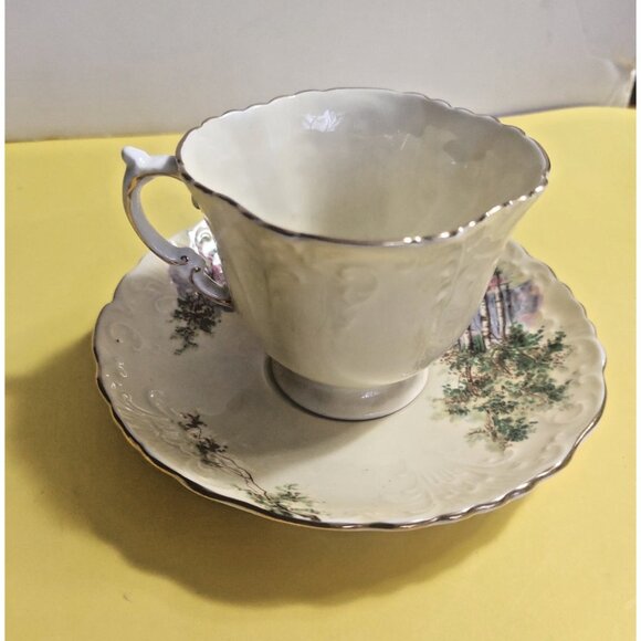 Vintage Aynsley England Bone China Yellow Tea Cup & Saucer Bluebell Time 1940's - Picture 6 of 13